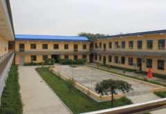 式为仿皇家园林的古建建气概